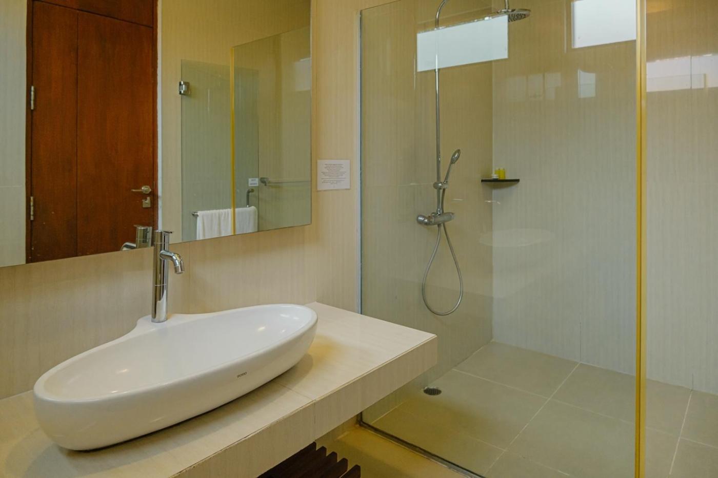 Oyama City View Villa 4 Bedrooms With A Private Swimming Pool Bandung Dış mekan fotoğraf